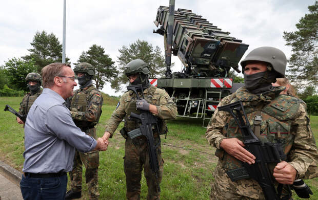 WP: США сняли запрет на вооружение украинского батальона "Азов"*
