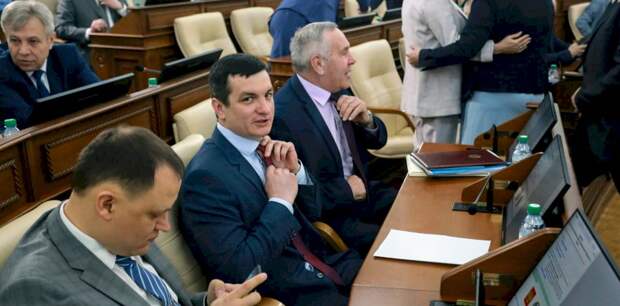 Депутаты АКЗС разрешили муниципалитетам вернуться к всенародным выборам мэра