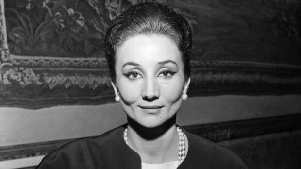 Умерла французский модельер, "последняя королева Парижа" Жаклин де Риб