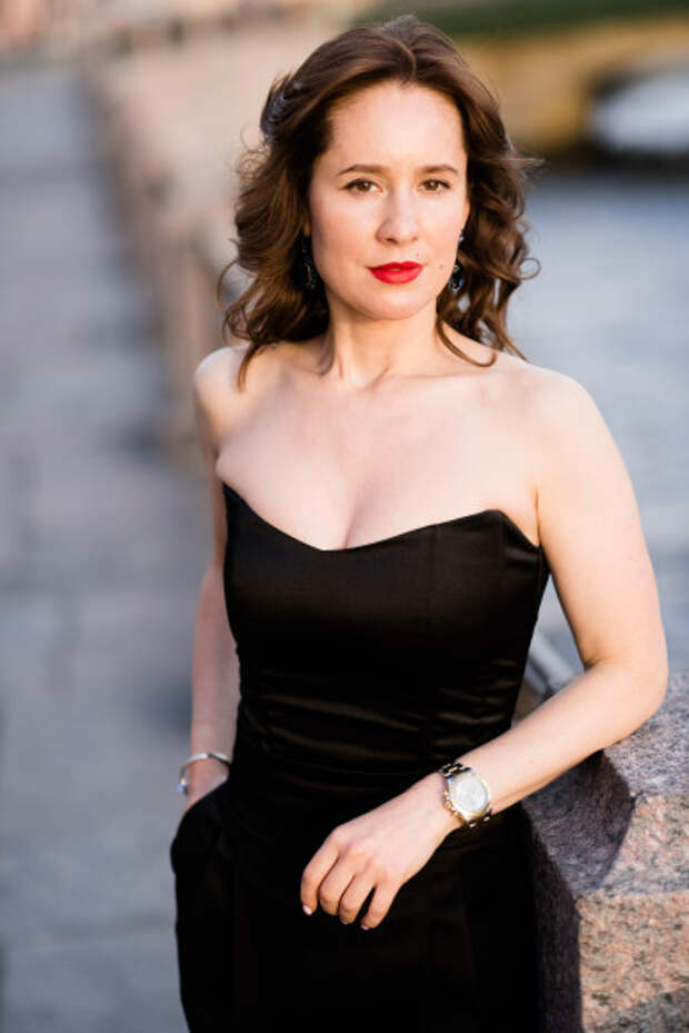 Елена Старовойтова