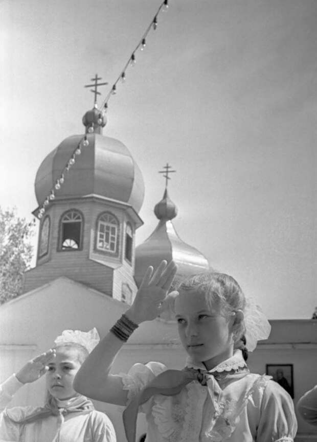 Две веры Обычные люди, архив, белоруссия, ностальгия, снимки, советская жизнь, фотография
