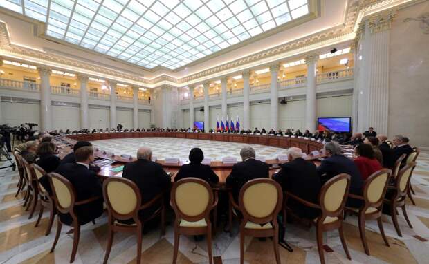 Совместное заседание Совета по культуре и искусству и Совета по русскому языку.