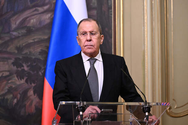 Лавров заявил, что угроза безопасности России не должна исходить от стран Запада