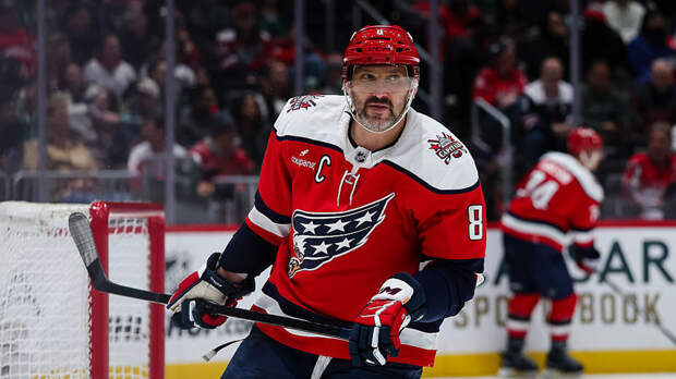 Овечкин забросил 917-ю шайбу в НХЛ и обновил снайперский рекорд лиги