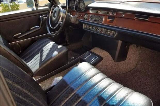 Mercedes-Benz 280 SEL Элвиса Пресли нашел нового владельца
