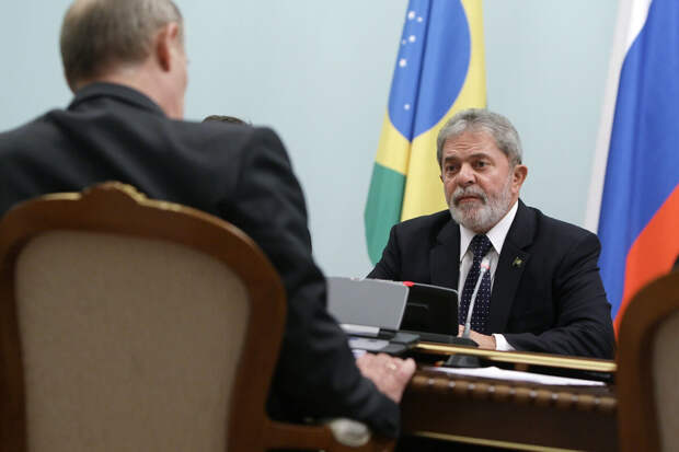 Путин изложил президенту Бразилии позицию РФ по конференции в Швейцарии