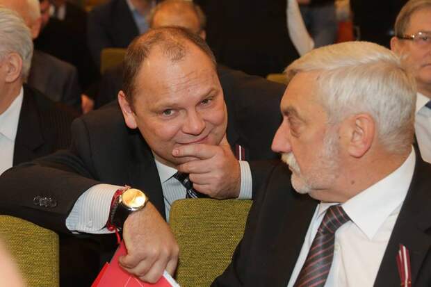 Тем временем в Латвии: уроки русофобии, образ оккупанта, война с именами
