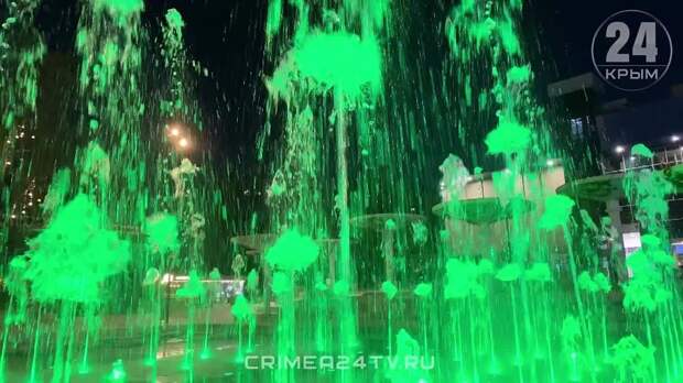 Светодинамический фонтан в Ялте — невозможно оторвать взгляд!