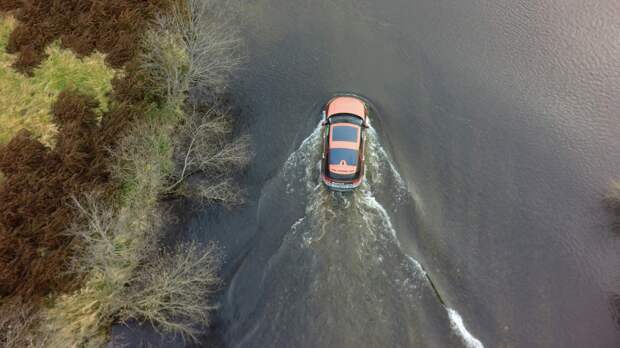 Первый тест революционного Land Rover Discovery. Фото 5