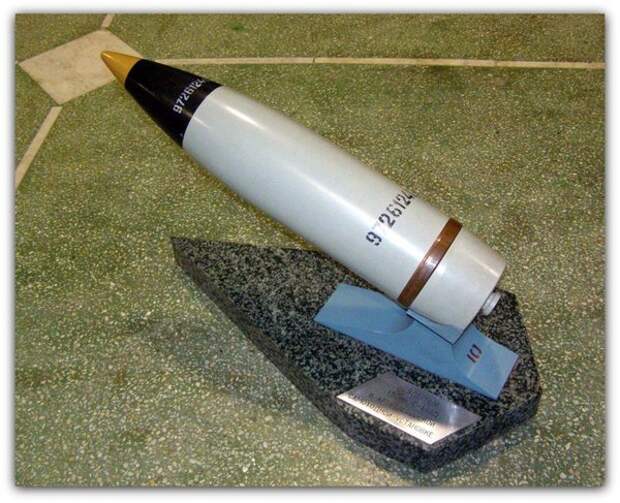 Ядерный 152-мм снаряд в Музее ядерного оружия РФ. Фото: zagopod.com