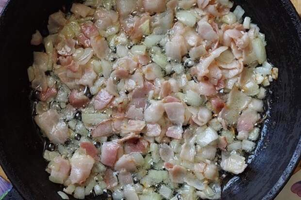 Щи с беконом и колбасками #литкухня #кулинар: фото шаг 5