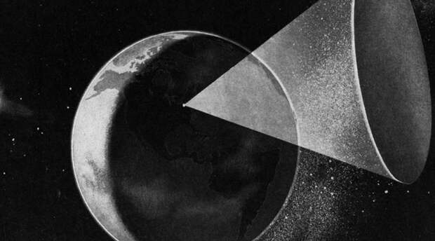 Космическая станция На реализацию космической программы немецкие ученые предполагали затратить не более 50 лет. Звучит будто фантастика, но первые победоносные шаги внушили фюреру идею безусловной победы над войсками союзников. Однако, победу нужно будет еще и удержать в руках — для этого и нужна была космическая программа. В недрах технических подразделений Аненербе родился проект космической станции, вся поверхность которой представляла бы огромное зеркало диаметром в три квадратных километра. Математически, отражение солнечных лучей таким зеркалом на землю могло бы уничтожать даже бронетехнику. В качестве подтверждения притязаний Третьего рейха не только на земное, но и на галактическое владычество можно привести доказанные случаи вывода Фау-2 в космическое пространство.