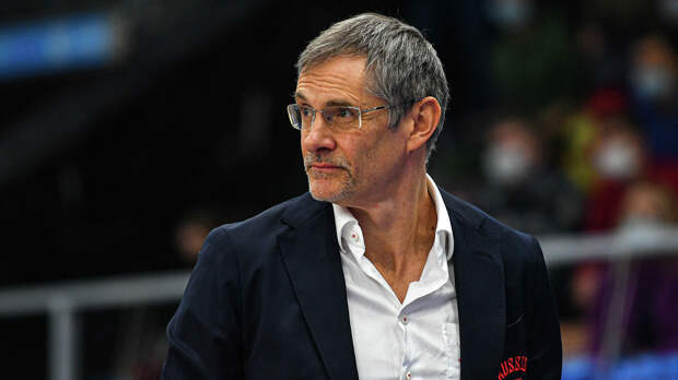 Базаревич прокомментировал поражение сборной России в матче с Литвой Базаревич прокомментировал поражение сборной России в матче с Литвой