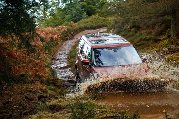 Первый тест революционного Land Rover Discovery. Фото 4