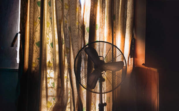 Ростовчан призвали терпеть горячие батареи в тёплую погоду