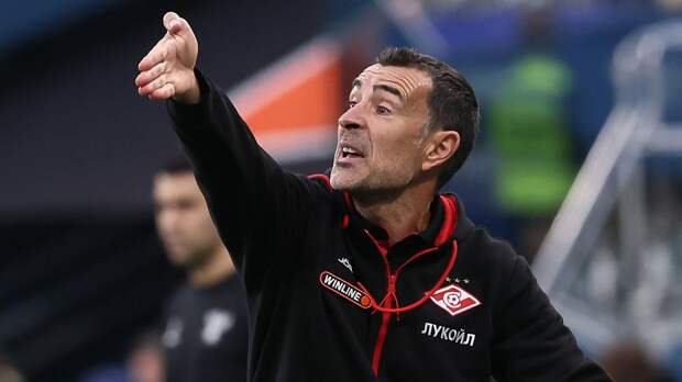 Тренер «Спартака» — о втором пенальти в матче с «Зенитом»: «VAR не нужно было вмешиваться. Там не было оснований»