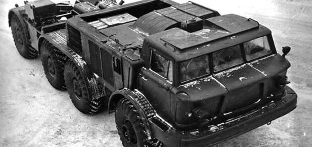 ЗИЛ-135: автомобиль-монстр созданный для войны