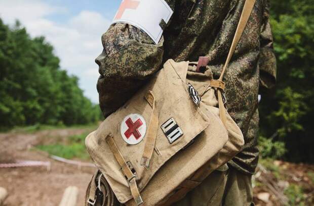 Александр Хинштейн поблагодарил военных медиков за профессионализм