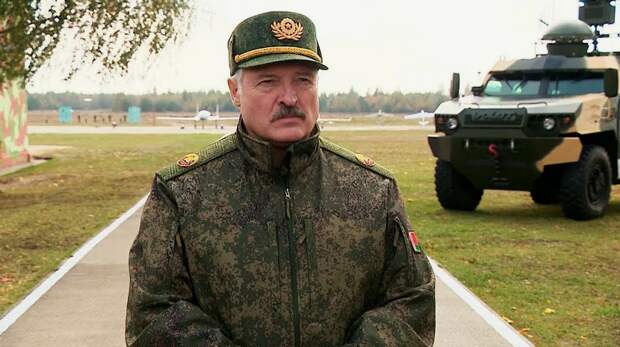 «Если бахнем, мало не покажется» – Лукашенко подпитал страхи Сырского