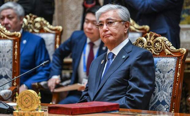 Слуга двух господ: После Трампа Токаев едет к Путину