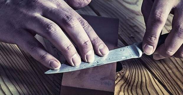 Точить нож не так просто как кажется. |Фото: runews.biz.