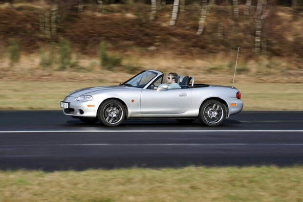 Мазда MX5 (НБ)