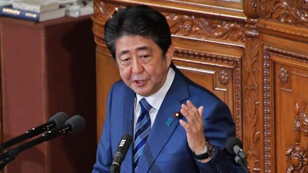 Позиция Японии в отношении мирного договора с Россией не изменилась — Абэ