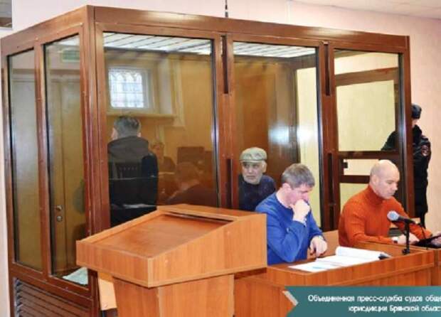В Брянске двоих криминальных авторитетов отправили в колонию на 11 лет