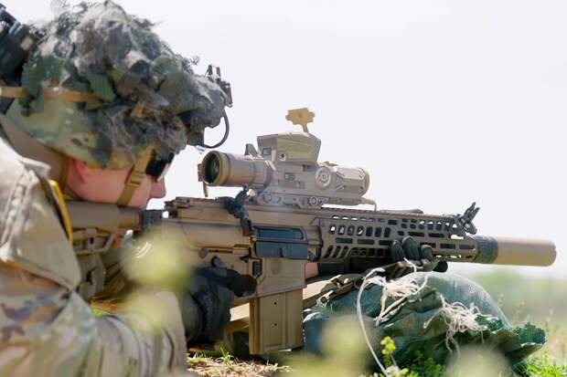 Новый карабин для армии США назвали в честь оружия «Звездного десанта»