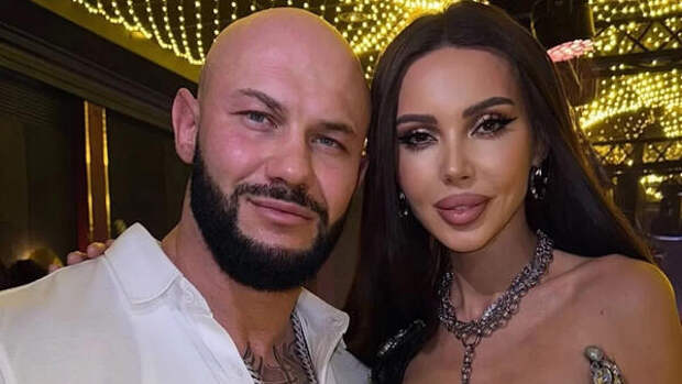 Самойлова показала, как провела Новый год — сразу два жеребца