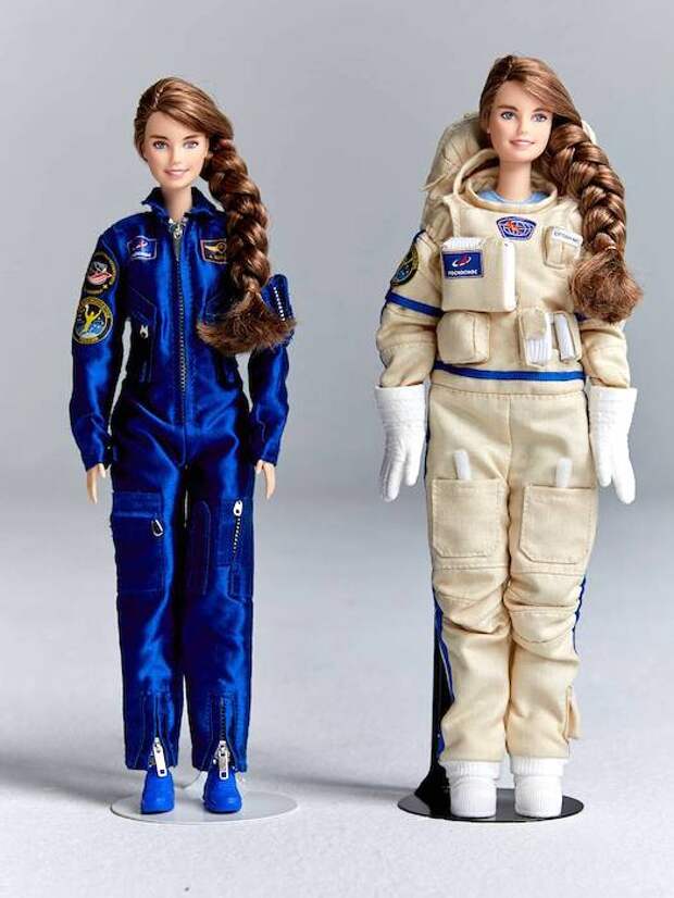 Barbie создал куклу в образе единственной женщины в отряде космонавтов Роскосмоса Barbie создал куклу в образе единственной женщины в отряде космонавтов Роскосмоса