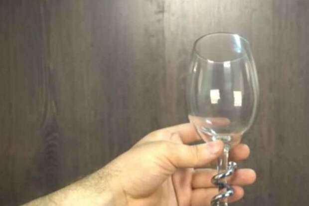 Как оригинально украсить бокал