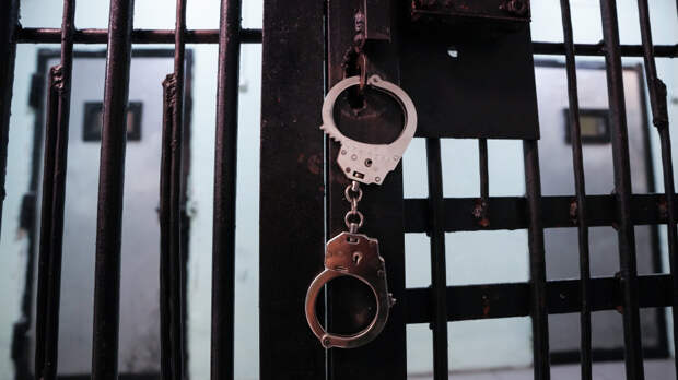 Директора кемеровского рехаба, где умер пациент, заключили под стражу до 18 мая