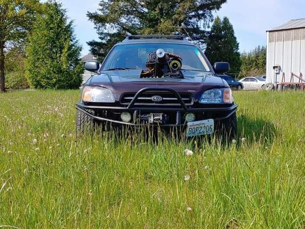Универсал Subaru Outback переделали в очень странный пикап