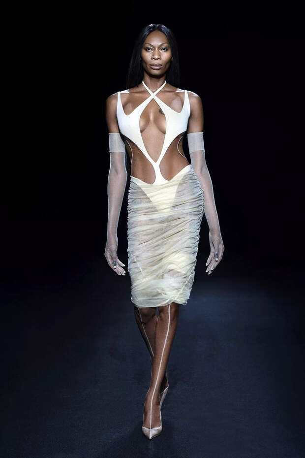 Mugler Spring 2021 Ready-to-Wear Collection Mugler Spring 2021 Ready-to-Wear