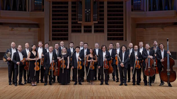 Оркестр "Виртуозы Москвы" представит новый проект "Бах. Вивальди. Путь к свету"
