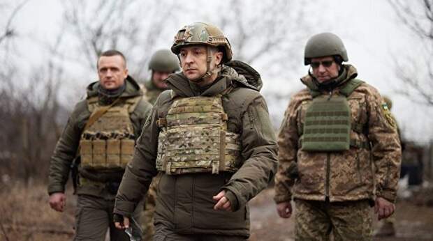 Зеленский собрался воевать?