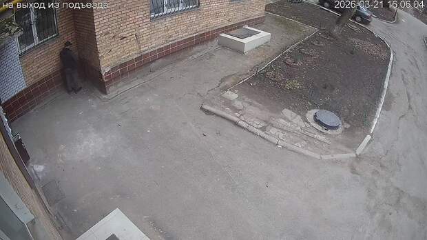 Ещё видео ссыкуна в центре Донецка