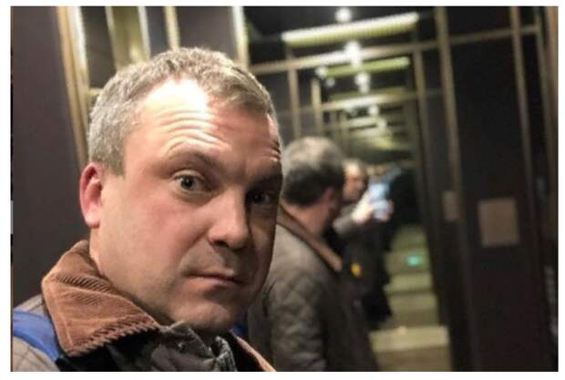 Телеведущий шоу «60 минут» и муж Скабеевой Евгений Попов может выдвинуться в Госдуму от ЕР