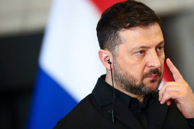 В России отреагировали на жалобу Зеленского из-за нехватки оружия