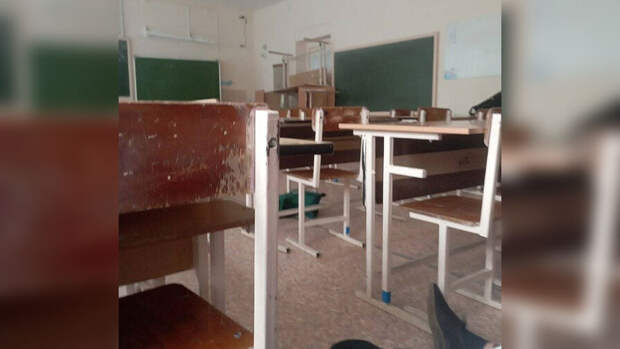 СК опубликовал видео напавшего на школу в Ижевске с двумя пистолетами
