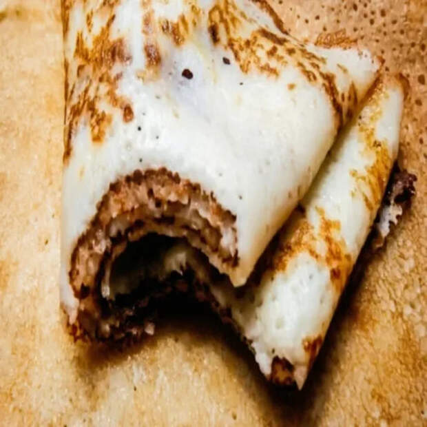 Ажурные блинчики на кефире с дырочками: мой проверенный секрет нежного теста