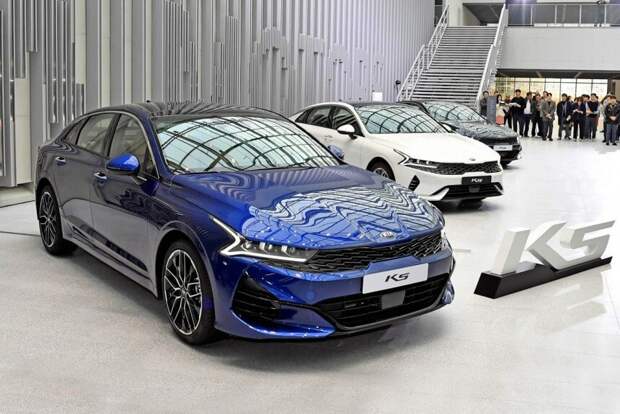 Новинки бюджетных автомобилий 2021 года в России