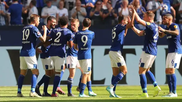 «Шальке» крупно обыграл «Герту» в Бундеслиге