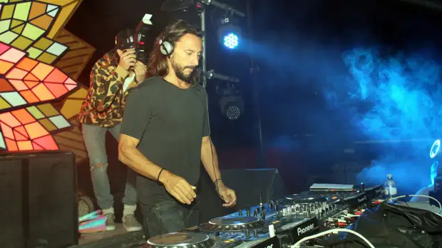 Французский диджей Боб Синклер попал в базу данных «Миротворца»