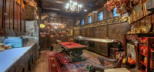 Женщина, делавшая ремонт в своем доме сорок лет, решила похвастаться роскошным интерьером