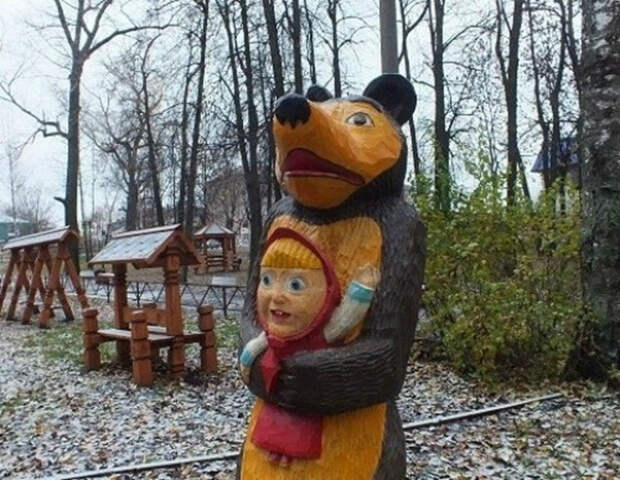 Маша в заложниках у Медведя. Маша в заложниках у Медведя.