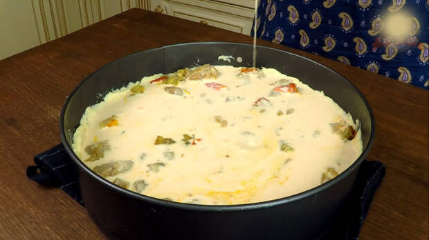 Мясной пирог на подушке из картофельного теста Еда, Кулинария, Рецепт, Пирог, Видео, Длиннопост