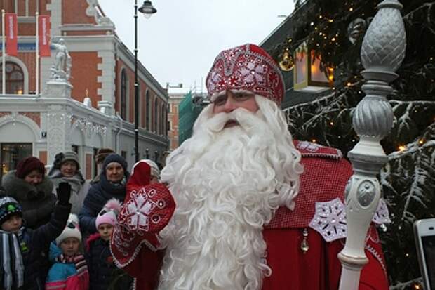 Стало известно, когда Свердловскую область посетит Дед Мороз из Великого Устюга