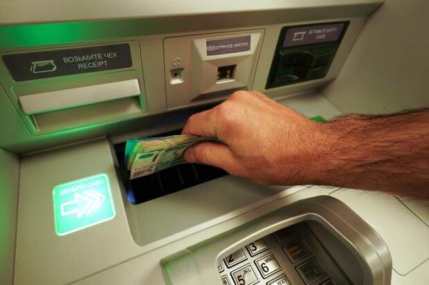 Опасные "лёгкие деньги": дропперов обязали вернуть почти 49 млн рублей Долиной